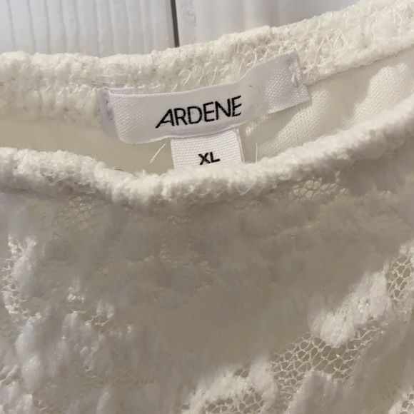 *NEW WITH TAGS* Ardene White Lace Floral Romper - Picture 2 of 2